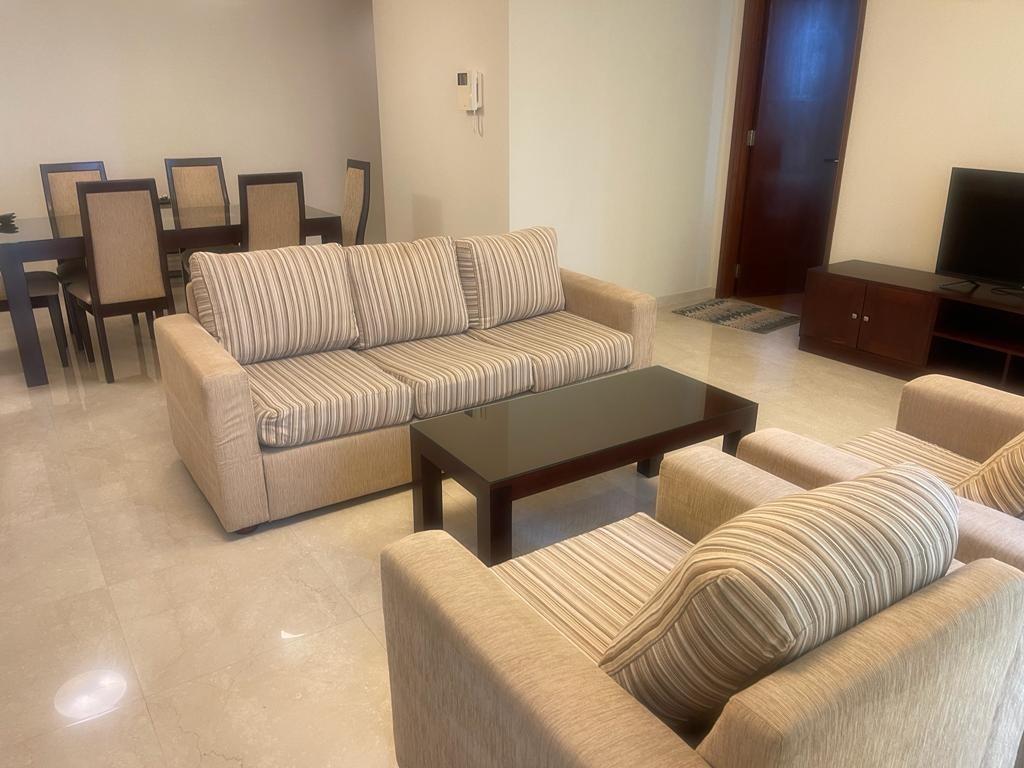 Fully Furnished 2-Bedroom Apartment with City &amp; Sea Views - Gallery