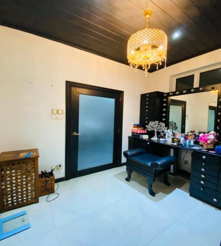 Luxury House for Sale in Kirullapona, Colombo 05 - Gallery