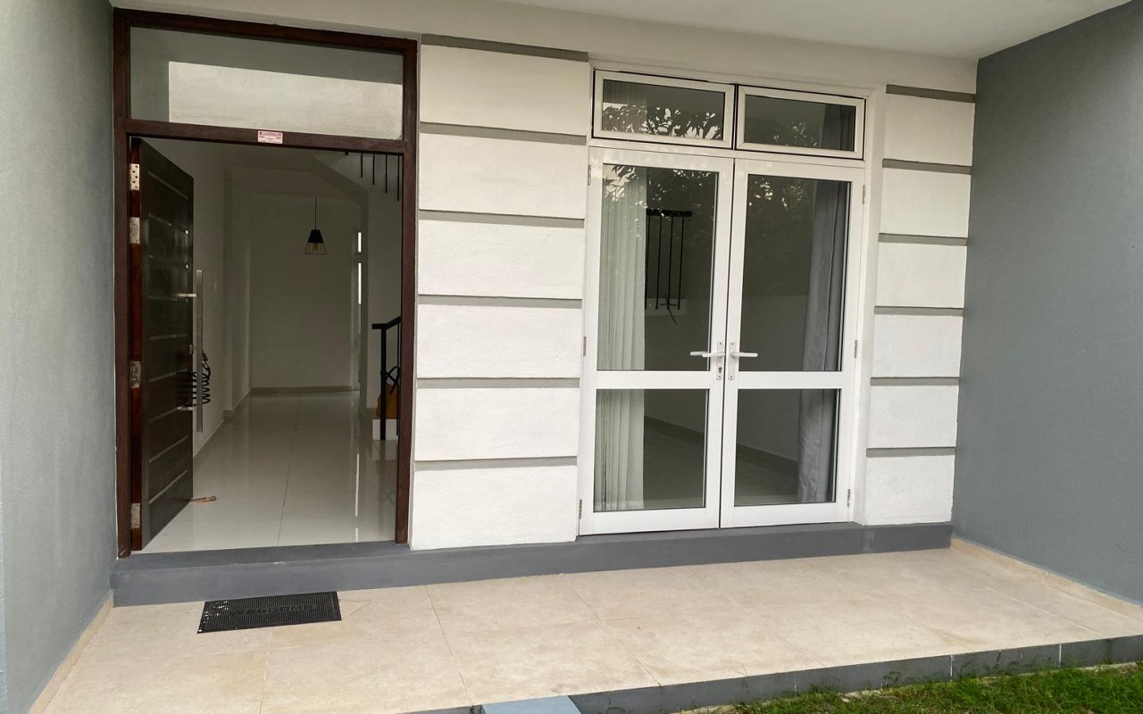 Urban Art Kottawa House for sale - Gallery