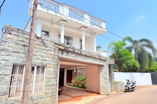 Spacious Luxury House for Rent in Nawala