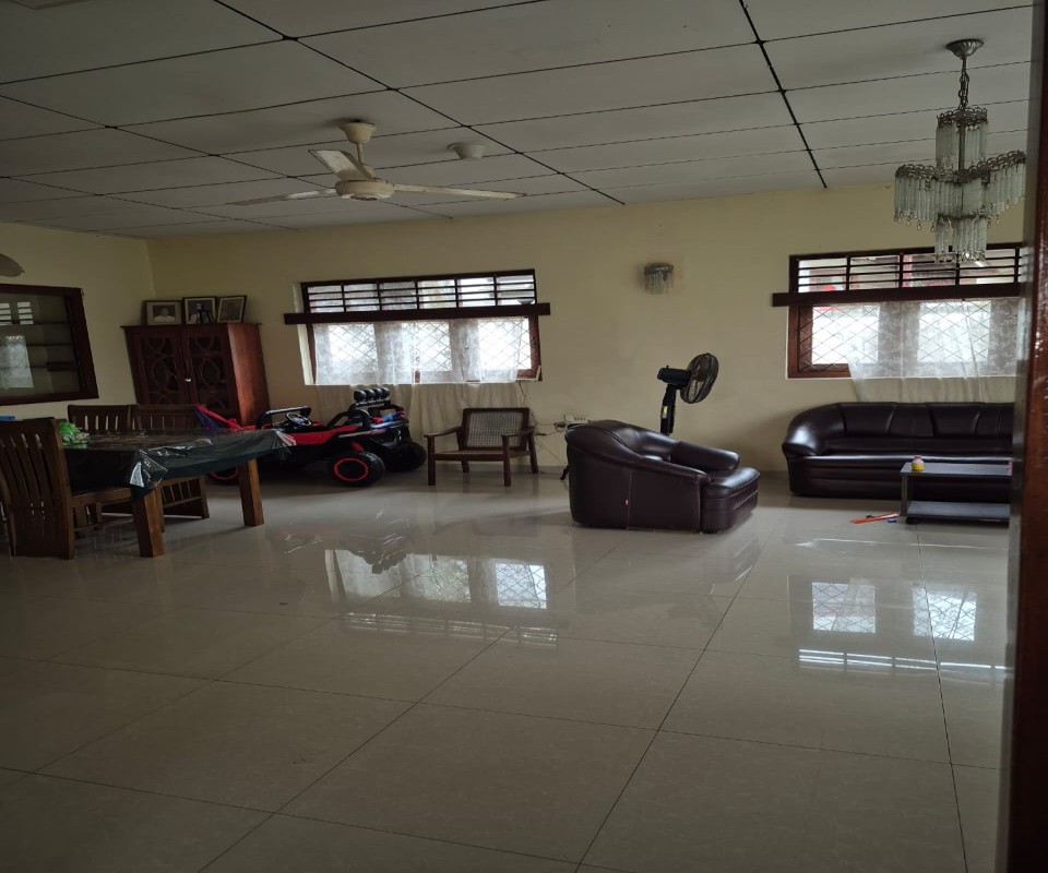 5 Bedroom House at Maharagama - Gallery
