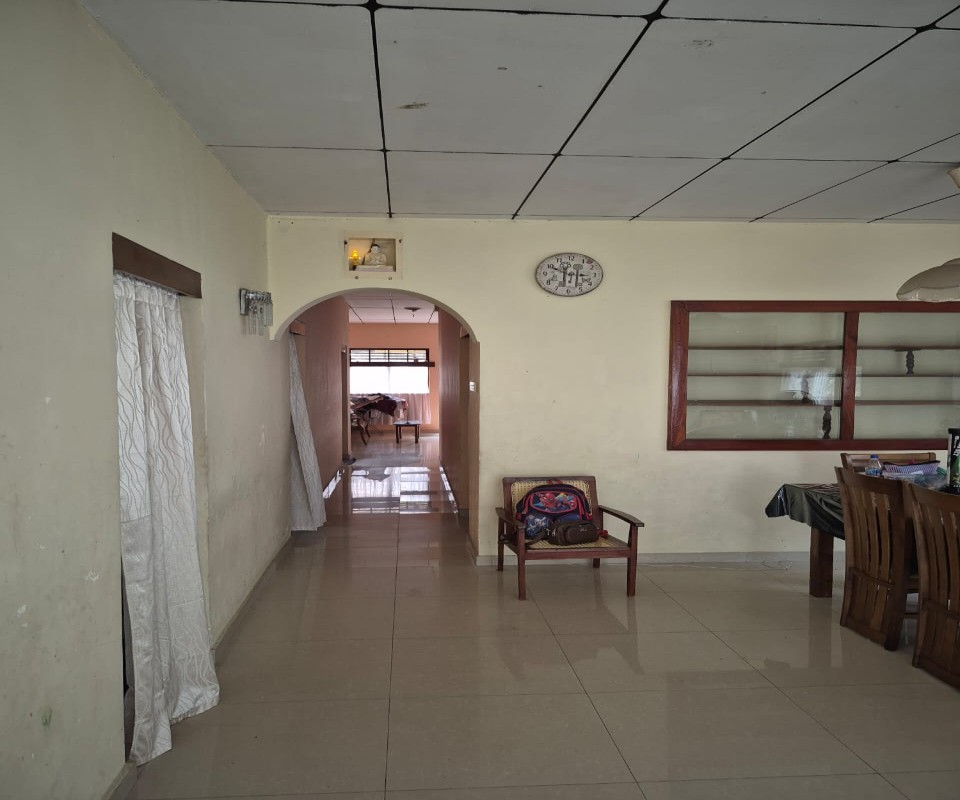 5 Bedroom House at Maharagama - Gallery