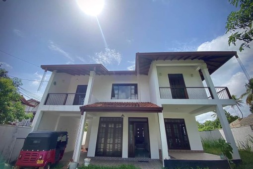 Luxury Newly Built Home for Sale in Kandana, Hapugoda