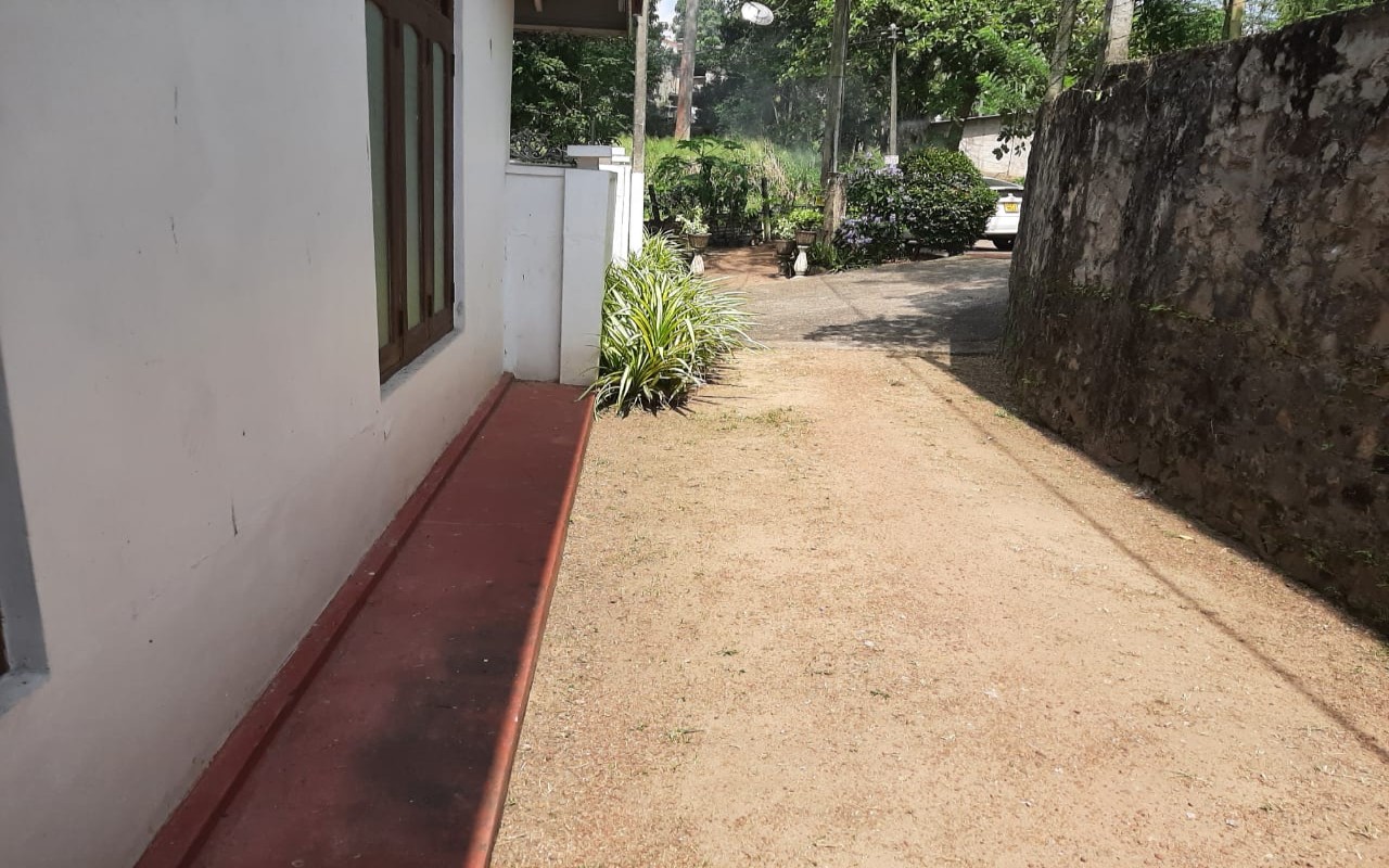 Land for Sale in Gampaha - Ganemulla Town - Gallery